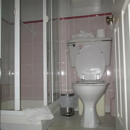 Kilmaneen Farmhouse Bed & Breakfast 4*
