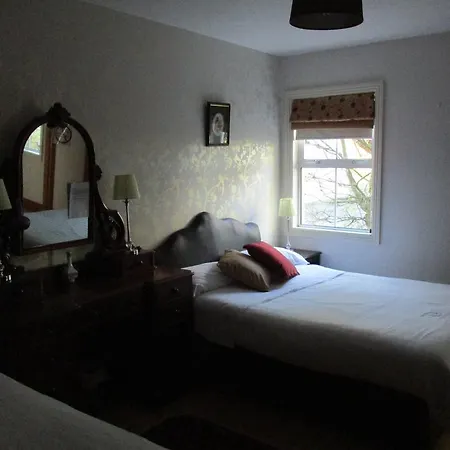 Kilmaneen Farmhouse Bed & Breakfast 4*